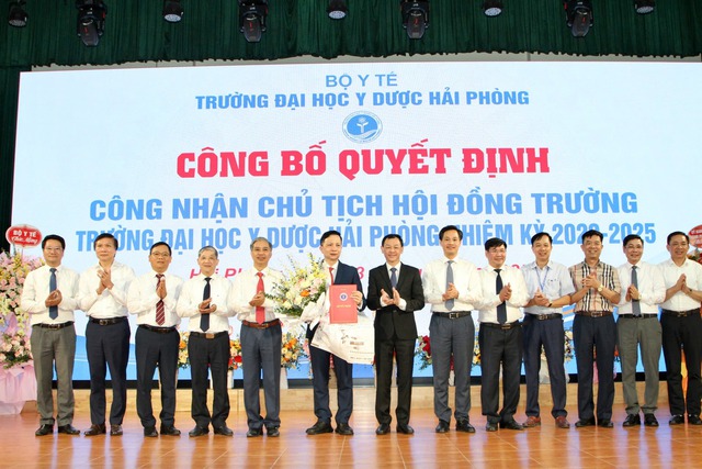 PGS.TS Phạm Văn Linh vừa được công nhận là Chủ tịch Hội đồng trường Đại học Y Dược Hải Phòng nhiệm kỳ 2020 – 2025- Ảnh 3. PGS.TS Phạm Văn Linh vừa được công nhận là Chủ tịch Hội đồng trường Đại học Y Dược Hải Phòng nhiệm kỳ 2020 – 2025- Ảnh 3.