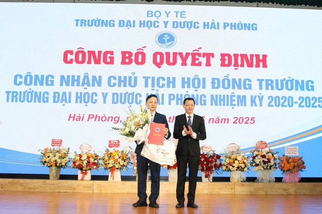 PGS.TS Phạm Văn Linh vừa được công nhận là Chủ tịch Hội đồng trường Đại học Y Dược Hải Phòng nhiệm kỳ 2020 – 2025- Ảnh 1. PGS.TS Phạm Văn Linh vừa được công nhận là Chủ tịch Hội đồng trường Đại học Y Dược Hải Phòng nhiệm kỳ 2020 – 2025- Ảnh 1.