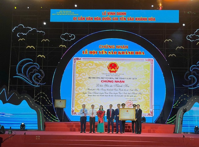 Tự hào vinh danh di sản văn hóa quốc gia Yến sào Khánh Hòa- Ảnh 2. Tự hào vinh danh di sản văn hóa quốc gia Yến sào Khánh Hòa- Ảnh 2.
