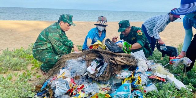 Ngày môi trường thế giới 5/6: Xây dựng thuật toán giám sát chất lượng nước biển- Ảnh 2. Ngày môi trường thế giới 5/6: Xây dựng thuật toán giám sát chất lượng nước biển- Ảnh 2.