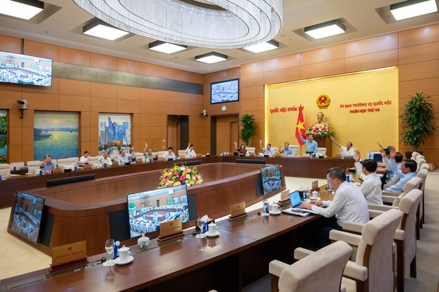 UBTVQH thông qua nguyên tắc các nghị quyết về sắp xếp ĐVHC cấp xã- Ảnh 1. UBTVQH thông qua nguyên tắc các nghị quyết về sắp xếp ĐVHC cấp xã- Ảnh 1.