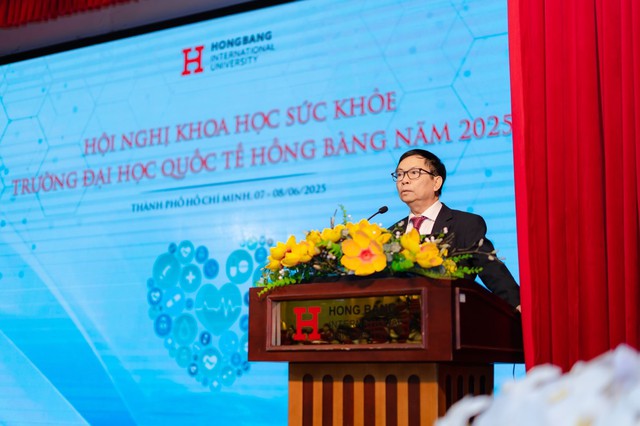 AI, hiến tạng và đào tạo thực chiến nổi bật tại Hội nghị khoa học Sức khỏe HIU 2025- Ảnh 1. AI, hiến tạng và đào tạo thực chiến nổi bật tại Hội nghị khoa học Sức khỏe HIU 2025- Ảnh 1.