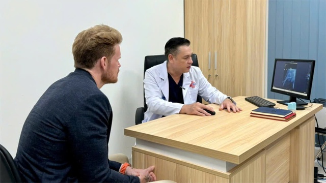 Người đàn ông Mỹ bị hẹp niệu đạo 15 năm được chữa khỏi tại Việt Nam- Ảnh 1. Người đàn ông Mỹ bị hẹp niệu đạo 15 năm được chữa khỏi tại Việt Nam- Ảnh 1.
