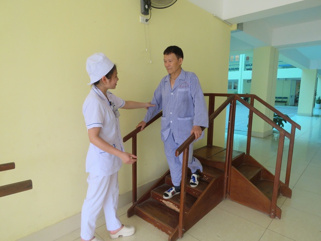 Nâng tầm y tế cơ sở ở Bắc Kạn: Bài toán chiến lược trong tình hình mới- Ảnh 2. Nâng tầm y tế cơ sở ở Bắc Kạn: Bài toán chiến lược trong tình hình mới- Ảnh 2.