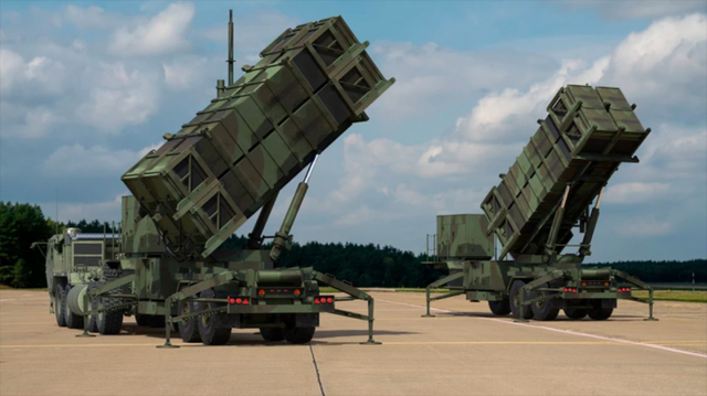Israel lần đầu xác nhận chuyển nhiều hệ thống Patriot cho Ukraine- Ảnh 1. Israel lần đầu xác nhận chuyển nhiều hệ thống Patriot cho Ukraine- Ảnh 1.