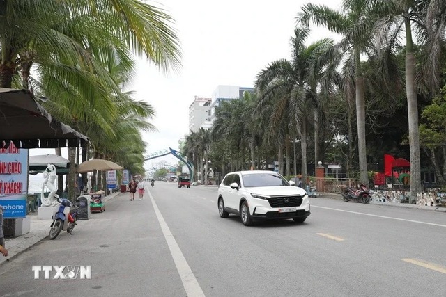 Thanh Hóa: Cắm biển giới hạn tốc độ để xe điện 4 bánh tiếp tục hoạt động- Ảnh 1.