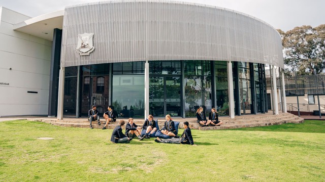 Giải pháp linh hoạt khi kế hoạch du học gặp trở ngại- Ảnh 1. Giải pháp linh hoạt khi kế hoạch du học gặp trở ngại- Ảnh 1.