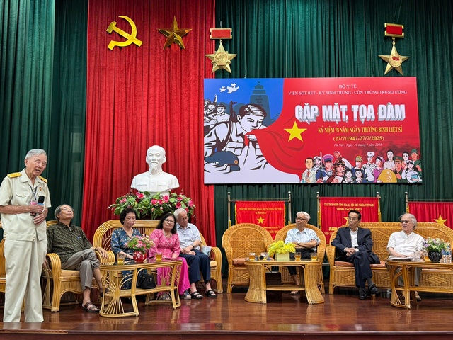 Tri ân liệt sĩ ngành y: Tiếp nối tinh thần cống hiến của Giáo sư Đặng Văn Ngữ- Ảnh 2.