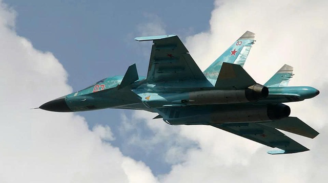 Lô Su-34 mới sẵn sàng chiến đấu giữa làn sóng UAV Ukraine- Ảnh 1. Lô Su-34 mới sẵn sàng chiến đấu giữa làn sóng UAV Ukraine- Ảnh 1.