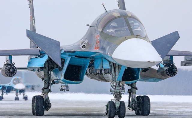 Su-34 Nga 'lột xác' thành chiến cơ trinh sát đa năng- Ảnh 1. Su-34 Nga 'lột xác' thành chiến cơ trinh sát đa năng- Ảnh 1.