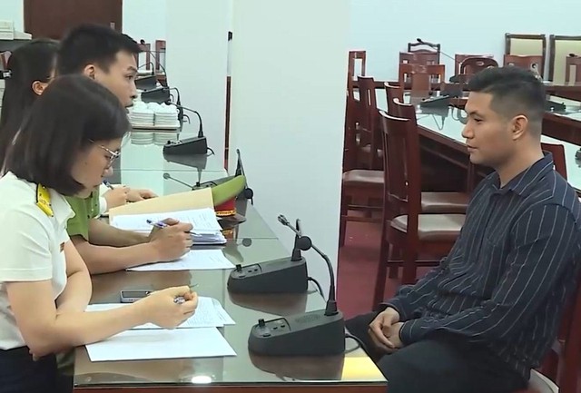 Che giấu doanh thu bán hàng trên mạng, một giám đốc bị khởi tố- Ảnh 1. Che giấu doanh thu bán hàng trên mạng, một giám đốc bị khởi tố- Ảnh 1.