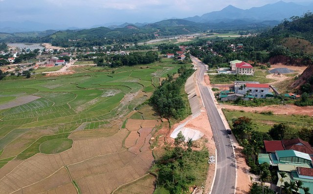Động đất 3.0 độ ở 'thiên đường du lịch' Măng Đen- Ảnh 2.