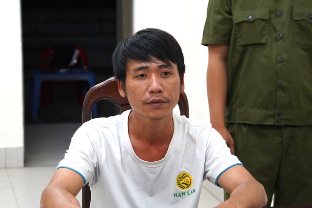 Cãi nhau lúc đêm khuya, một người bị chém vào cổ- Ảnh 1. Cãi nhau lúc đêm khuya, một người bị chém vào cổ- Ảnh 1.
