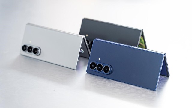 Samsung Galaxy Z Fold 7 có mấy phiên bản? Giá như thế nào?- Ảnh 2. Samsung Galaxy Z Fold 7 có mấy phiên bản? Giá như thế nào?- Ảnh 2.