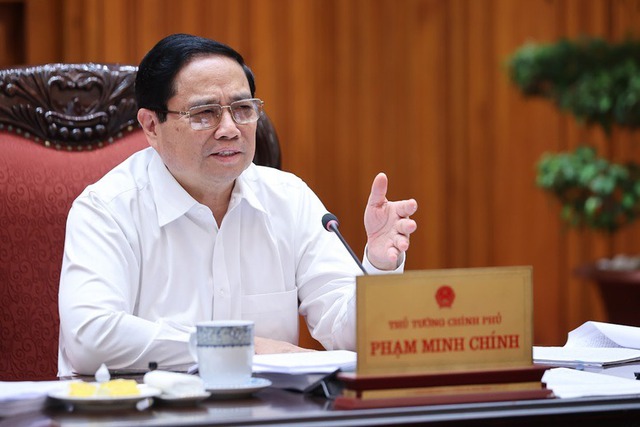 Thủ tướng: Xây dựng Luật TMĐT phải thiết kế công cụ quản lý chất lượng hàng hóa, chống hàng giả, hàng nhái- Ảnh 2.