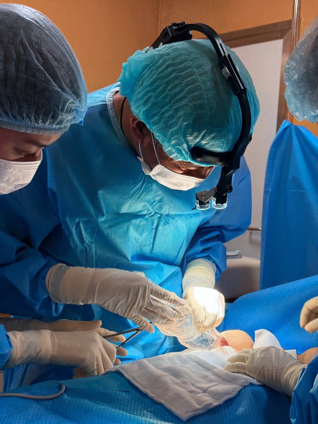 Ám ảnh nâng ngực đau, không dám tháo túi ngực- Ảnh 3. Ám ảnh nâng ngực đau, không dám tháo túi ngực- Ảnh 3.