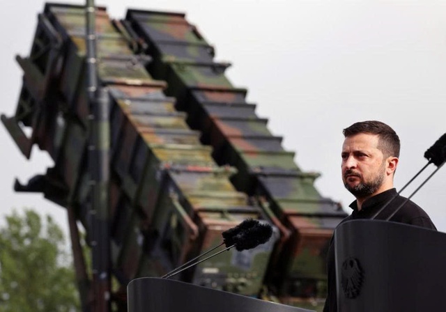 Nga biến 'lá chắn thép' Patriot thành 'con nghiện' bào mòn kinh tế Ukraine và Châu Âu- Ảnh 1. Nga biến 'lá chắn thép' Patriot thành 'con nghiện' bào mòn kinh tế Ukraine và Châu Âu- Ảnh 1.