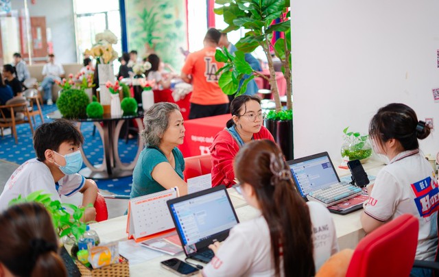 Trường Đại học Quốc tế Hồng Bàng công bố điểm sàn xét tuyển 2025- Ảnh 1. Trường Đại học Quốc tế Hồng Bàng công bố điểm sàn xét tuyển 2025- Ảnh 1.