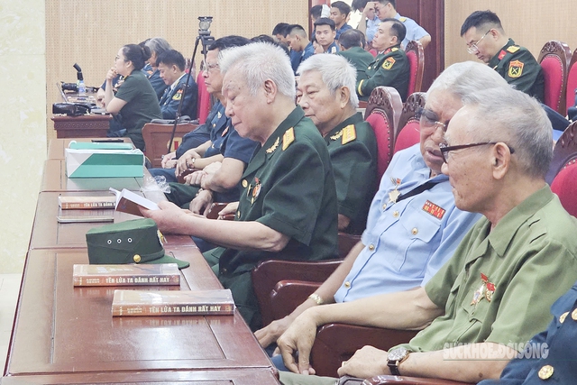 Hồi ức hào hùng của những người lính tên lửa phòng không- Ảnh 3. Hồi ức hào hùng của những người lính tên lửa phòng không- Ảnh 3.