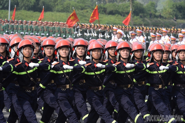 Toàn cảnh Tổng hợp luyện diễu binh, diễu hành kỷ niệm 80 năm Quốc khánh 2/9- Ảnh 13. Toàn cảnh Tổng hợp luyện diễu binh, diễu hành kỷ niệm 80 năm Quốc khánh 2/9- Ảnh 13.
