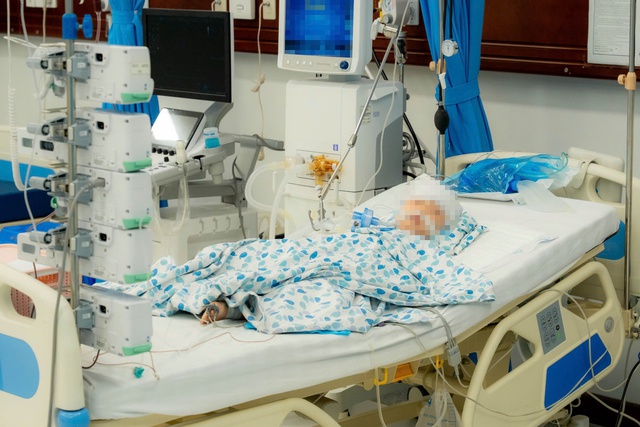 Sức khỏe 2 nạn nhân nhỏ tuổi nhất trong vụ tai nạn liên hoàn ở Dương Nội hiện ra sao?- Ảnh 2. Sức khỏe 2 nạn nhân nhỏ tuổi nhất trong vụ tai nạn liên hoàn ở Dương Nội hiện ra sao?- Ảnh 2.