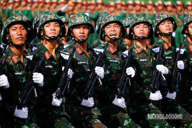 Toàn cảnh Tổng hợp luyện diễu binh, diễu hành kỷ niệm 80 năm Quốc khánh 2/9- Ảnh 6. Toàn cảnh Tổng hợp luyện diễu binh, diễu hành kỷ niệm 80 năm Quốc khánh 2/9- Ảnh 6.