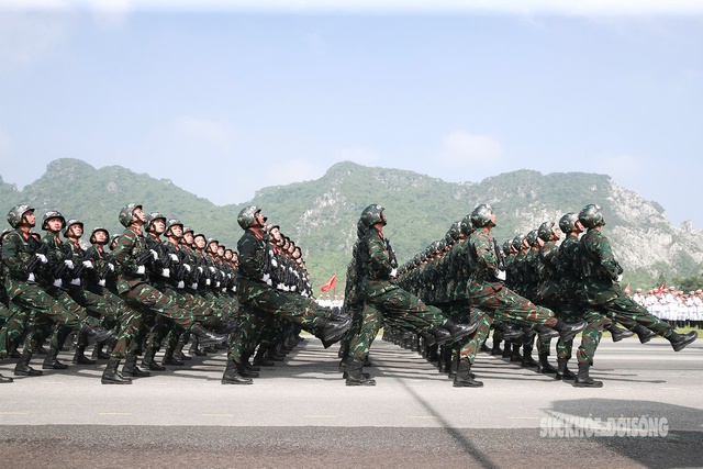Toàn cảnh Tổng hợp luyện diễu binh, diễu hành kỷ niệm 80 năm Quốc khánh 2/9- Ảnh 9. Toàn cảnh Tổng hợp luyện diễu binh, diễu hành kỷ niệm 80 năm Quốc khánh 2/9- Ảnh 9.