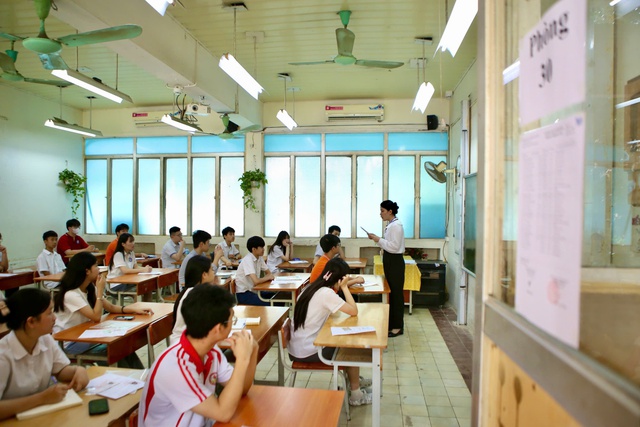 Đồng hành cùng con nếu điểm thi không như kỳ vọng- Ảnh 1.