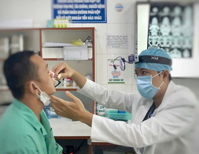 Hy hữu: ‘Bỏ quên’ hai đoạn đũa trong hốc mũi hơn một năm - Ảnh 1.