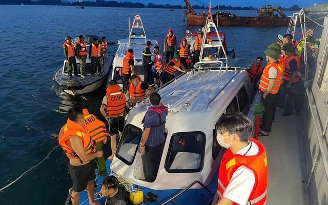 Bồi thường bảo hiểm hơn 14 tỉ đồng cho nạn nhân vụ lật tàu ở Quảng Ninh- Ảnh 1.