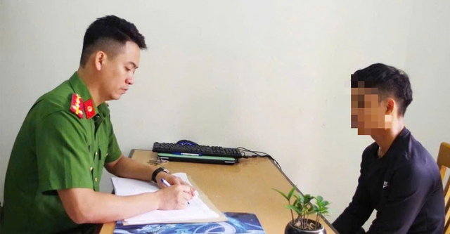 Khởi tố đối tượng có hành vi xâm hại cháu bé 14 tuổi- Ảnh 1. Khởi tố đối tượng có hành vi xâm hại cháu bé 14 tuổi- Ảnh 1.