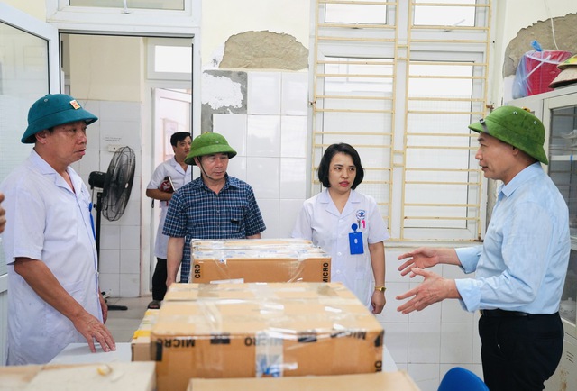 Hải Phòng: Sẵn sàng chi viện khi có tình huống khẩn cấp trong bão số 3- Ảnh 1. Hải Phòng: Sẵn sàng chi viện khi có tình huống khẩn cấp trong bão số 3- Ảnh 1.
