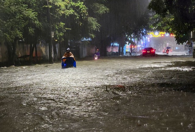 Những điểm có nguy cơ mưa rất lớn do bão số 3, người dân cần chuẩn bị ứng phó- Ảnh 2.