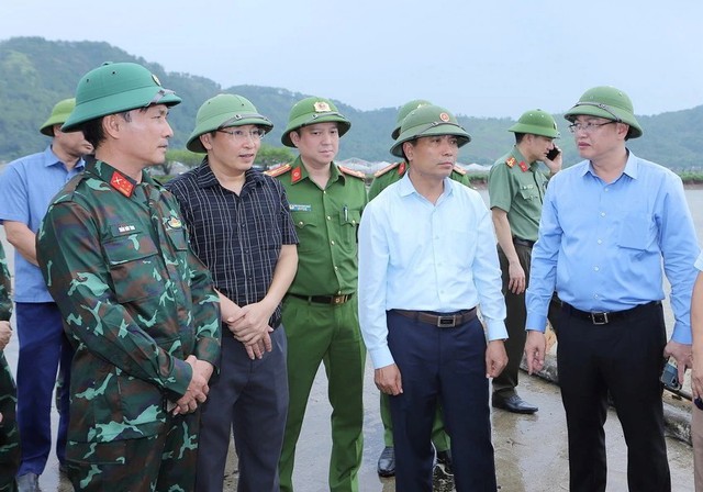 Ngành Y tế khẩn trương triển khai phương án ứng phó bão WIPHA- Ảnh 2. Ngành Y tế khẩn trương triển khai phương án ứng phó bão WIPHA- Ảnh 2.