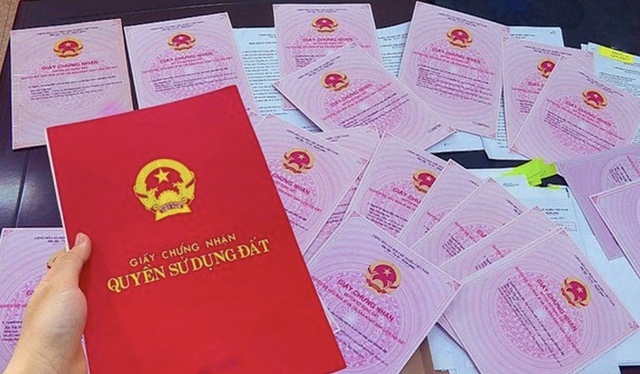 Quá hạn 3 mốc thời gian này coi chừng không thể sang tên sổ đỏ- Ảnh 1. Quá hạn 3 mốc thời gian này coi chừng không thể sang tên sổ đỏ- Ảnh 1.