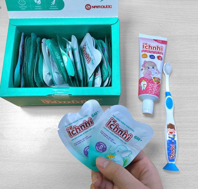 Bé bị sưng nướu, viêm lợi – Nguyên nhân và cách xử lý an toàn tại nhà- Ảnh 2. Bé bị sưng nướu, viêm lợi – Nguyên nhân và cách xử lý an toàn tại nhà- Ảnh 2.