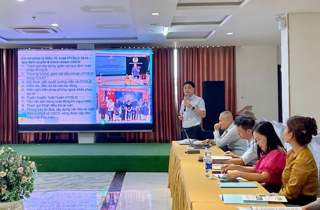 Phổ biến công tác an toàn, vệ sinh lao động cho cán bộ công đoàn Y tế bộ ngành, địa phương- Ảnh 4.