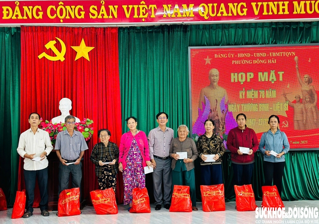 Vùng 4 hải quân tổ chức nhiều hoạt động thiết thực tri ân các gia đình chính sách, có công với cách mạng- Ảnh 2.