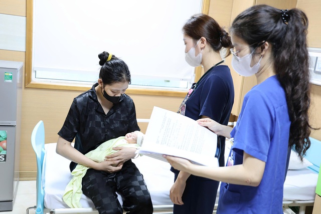 Hành trình 103 ngày cứu em bé sinh cực non của y bác sĩ tuyến dưới- Ảnh 3.