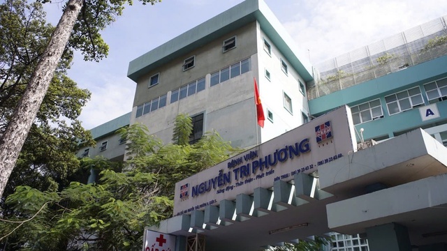 Sở Y tế TPHCM lên tiếng vụ Bệnh viện Nguyễn Tri Phương chụp ảnh bệnh nhân khám BHYT- Ảnh 2. Sở Y tế TPHCM lên tiếng vụ Bệnh viện Nguyễn Tri Phương chụp ảnh bệnh nhân khám BHYT- Ảnh 2.