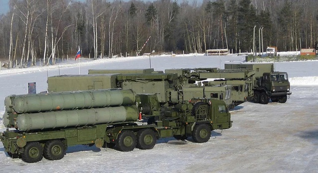 Iran âm thầm thử nghiệm hệ thống phòng không S-400 của Nga?- Ảnh 1.