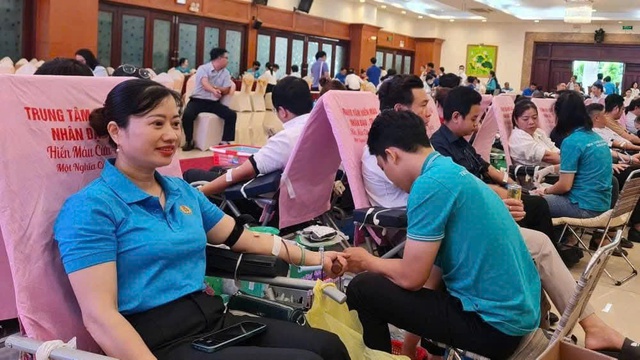 TPHCM: Giả danh nhân viên y tế lừa đảo người hiến máu- Ảnh 2. TPHCM: Giả danh nhân viên y tế lừa đảo người hiến máu- Ảnh 2.