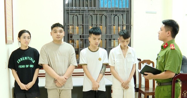 Phá ổ nhóm lừa đảo công nghệ cao, chiếm đoạt ô tô trị giá hơn 10 tỷ đồng- Ảnh 1.