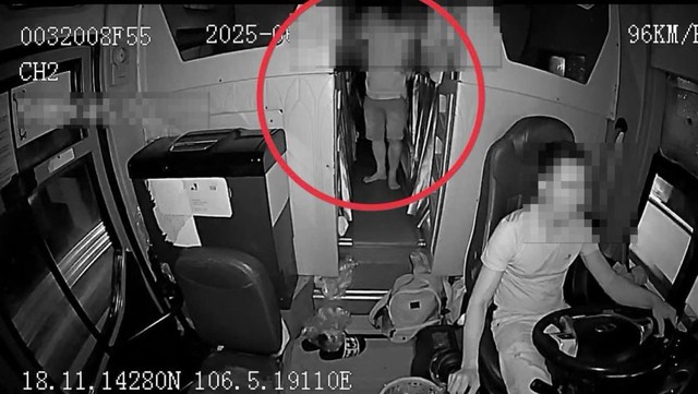 'Yêu râu xanh' lộng hành trên xe khách: Đừng ngại lên tiếng- Ảnh 3. 'Yêu râu xanh' lộng hành trên xe khách: Đừng ngại lên tiếng- Ảnh 3.