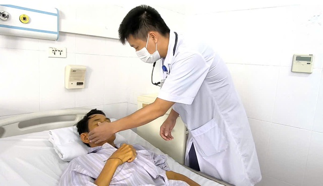 Giẫm phải đá nhọn khi lội ruộng, người đàn ông nhiễm loại vi khuẩn gây suy gan, thận- Ảnh 3. Giẫm phải đá nhọn khi lội ruộng, người đàn ông nhiễm loại vi khuẩn gây suy gan, thận- Ảnh 3.
