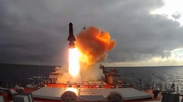 Nga phóng 'quái vật' tên lửa hành trình từ tàu ngầm hạt nhân- Ảnh 2. Nga phóng 'quái vật' tên lửa hành trình từ tàu ngầm hạt nhân- Ảnh 2.