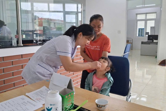 Cao Bằng: Giám sát hỗ trợ Chiến dịch bổ sung Vitamin A kết hợp tẩy giun cho trẻ em tại 6 Trạm Y tế- Ảnh 1. Cao Bằng: Giám sát hỗ trợ Chiến dịch bổ sung Vitamin A kết hợp tẩy giun cho trẻ em tại 6 Trạm Y tế- Ảnh 1.
