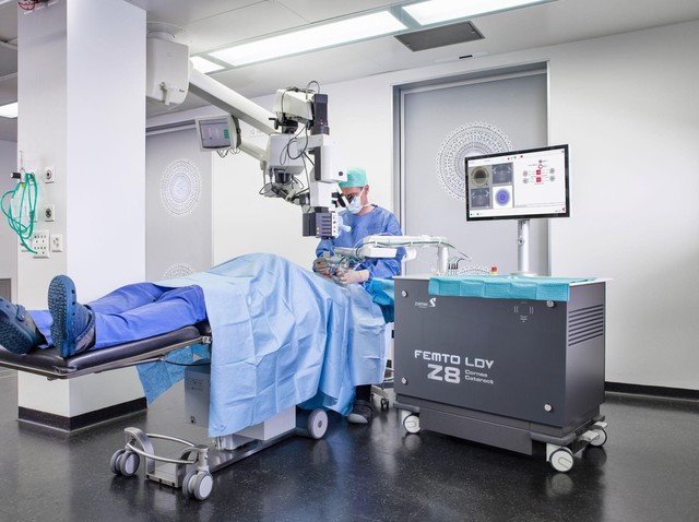 FLACS – Bước tiến mới về công nghệ trong phẫu thuật Phaco không dùng dao- Ảnh 1. FLACS – Bước tiến mới về công nghệ trong phẫu thuật Phaco không dùng dao- Ảnh 1.