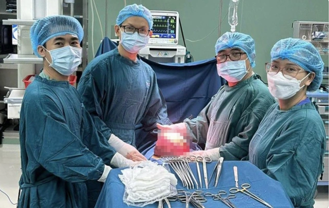 Chuyển đổi số ngành y tế: Hành trình 'phòng bệnh hơn chữa bệnh' của hai người phụ nữ Thủ đô- Ảnh 3. Chuyển đổi số ngành y tế: Hành trình 'phòng bệnh hơn chữa bệnh' của hai người phụ nữ Thủ đô- Ảnh 3.
