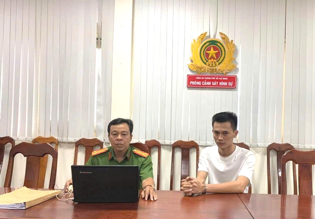 'Trùm siêu xe' Phan Công Khanh bị truy tố chiếm đoạt gần 33 tỷ đồng- Ảnh 1. 'Trùm siêu xe' Phan Công Khanh bị truy tố chiếm đoạt gần 33 tỷ đồng- Ảnh 1.